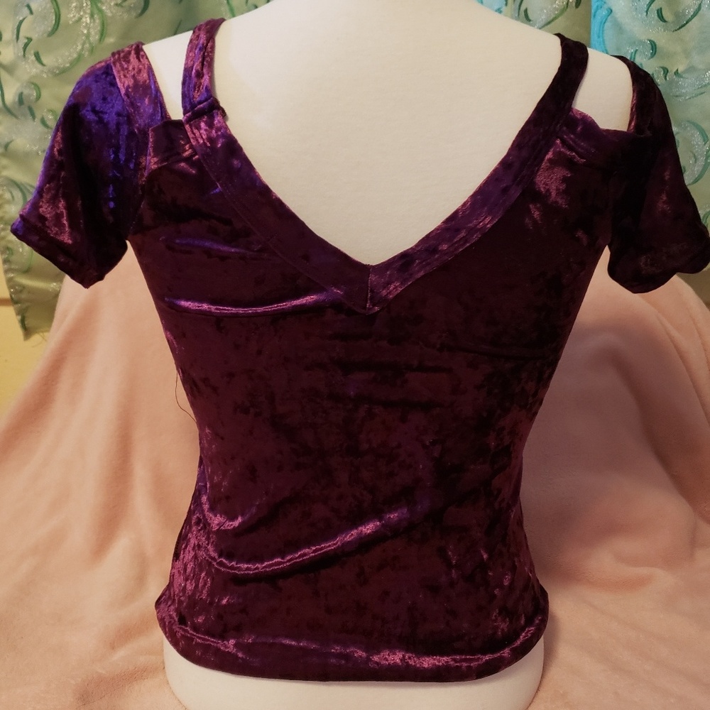 Top - Picture 3 of 3